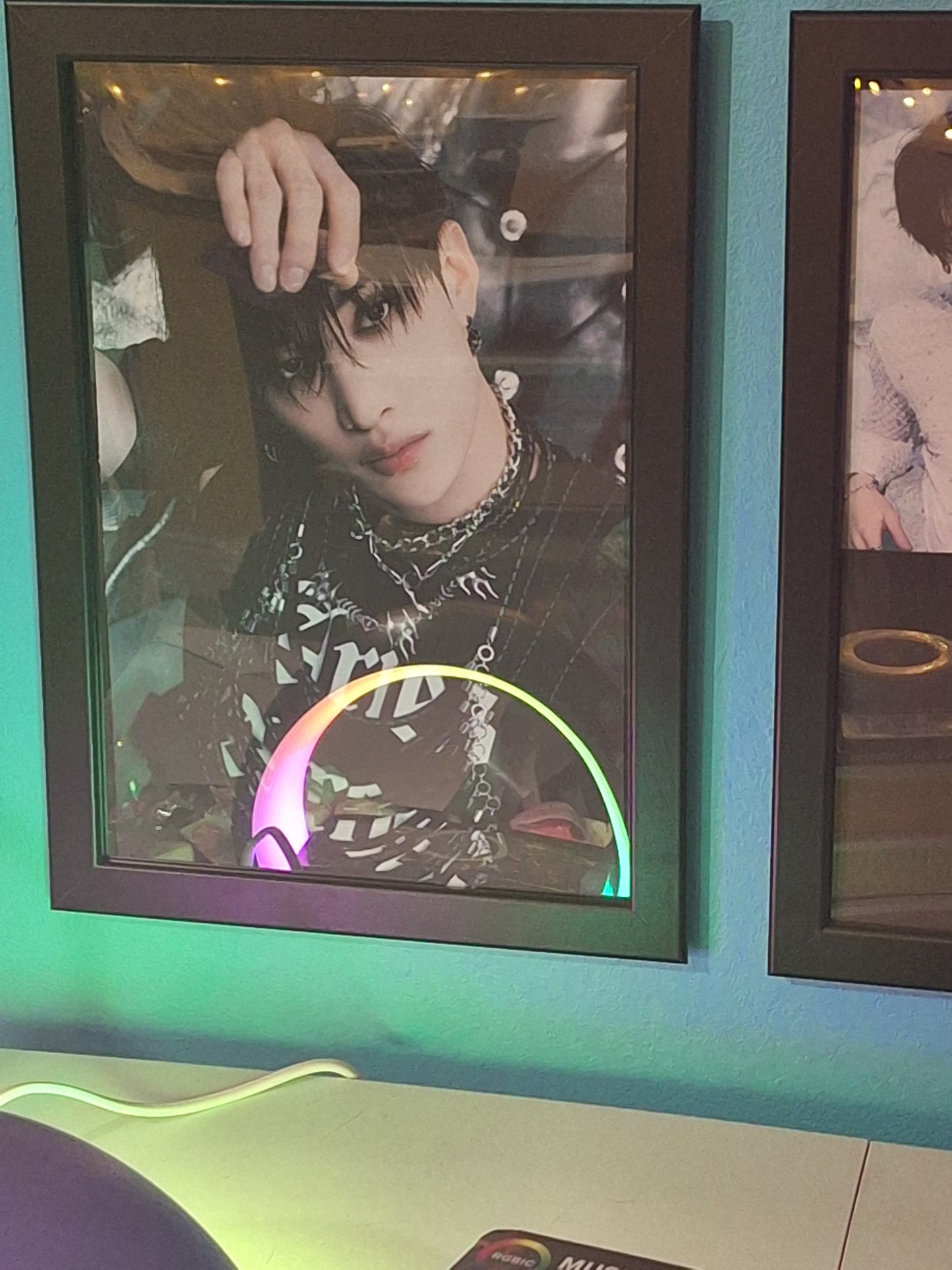 Lee Know 🐰 cadre photo Album HOLLOW