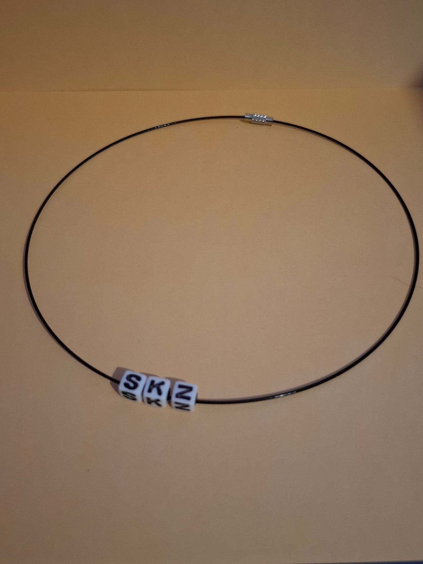 Collier ras de cou