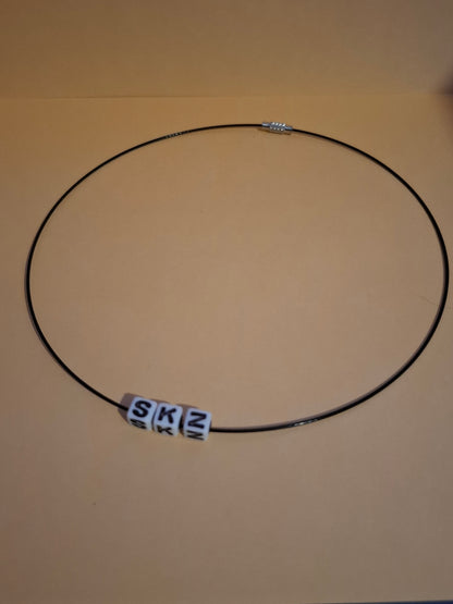 Collier ras de cou